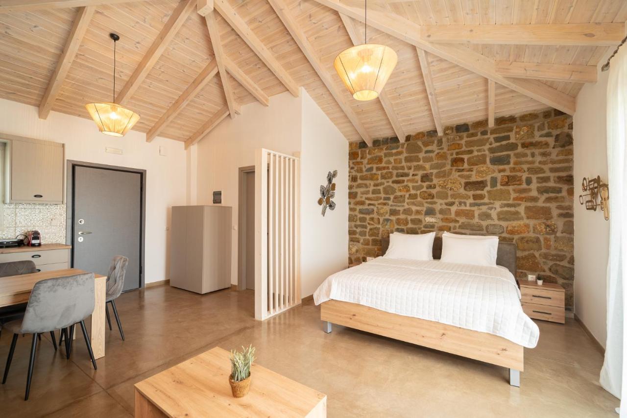 Lithos Suites Finikounda Exteriér fotografie