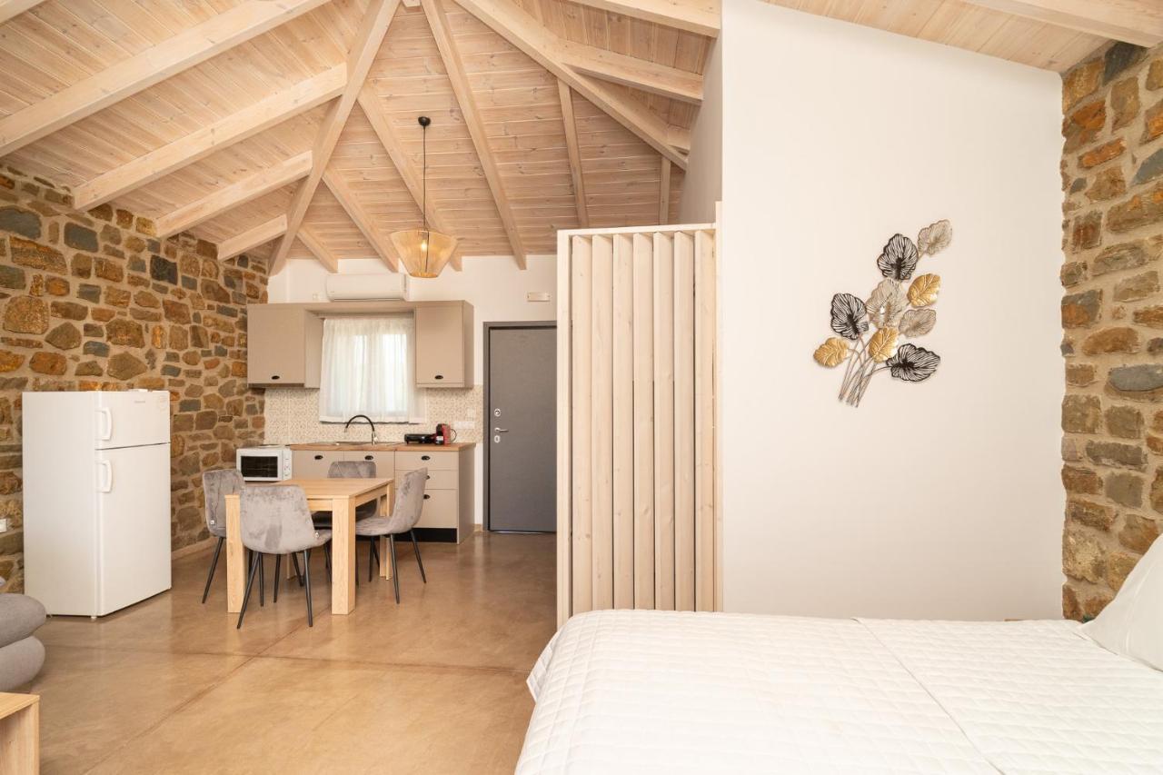 Lithos Suites Finikounda Exteriér fotografie